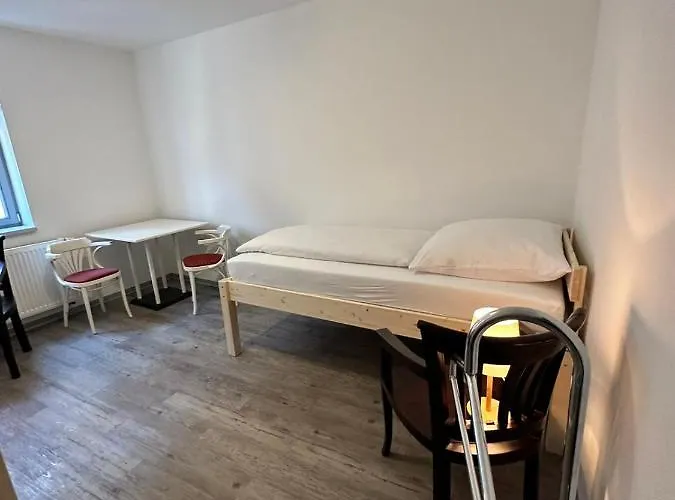 Gaststaette Brandenburg *